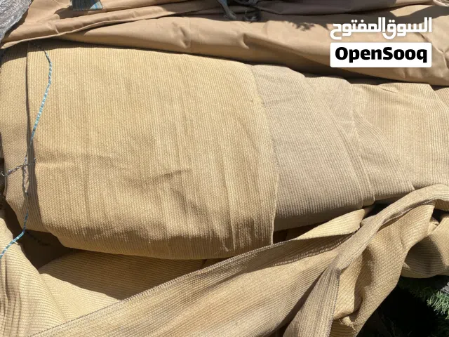 طربال بني ب حاله جيده