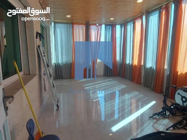 130 m2 3 Bedrooms Apartments for Sale in Amman Um El Summaq