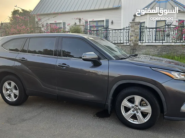 تويوتا هايلاندر 2020 – مواصفات خليجية حالة ممتازة عداد 63500 كم فقط