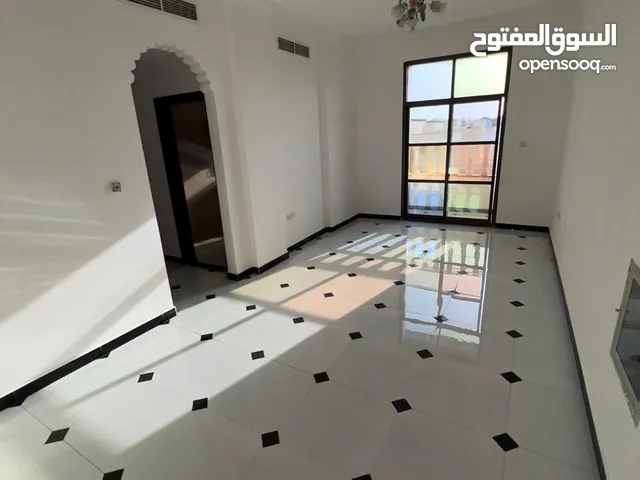 نعرض لكم فيلا للايجار سنوي حي الياسمين