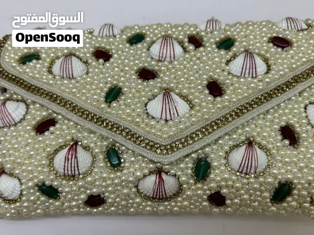 تشكيلات حقائب يد شغل يدوي للعرائس والمناسبات متوفر عدد محدود فقط