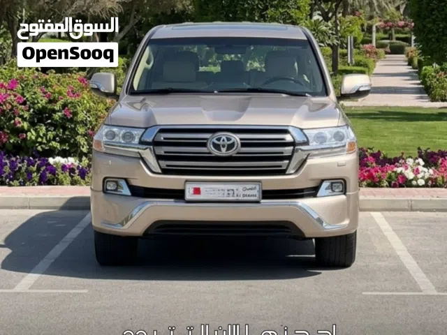 2016 Toyota Land Cruiser GXR
