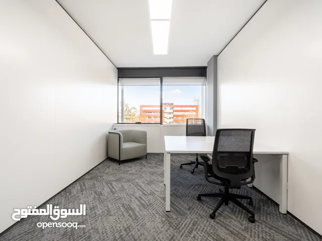 Private office space for 1 person in MUSCAT, Al Mawaleh