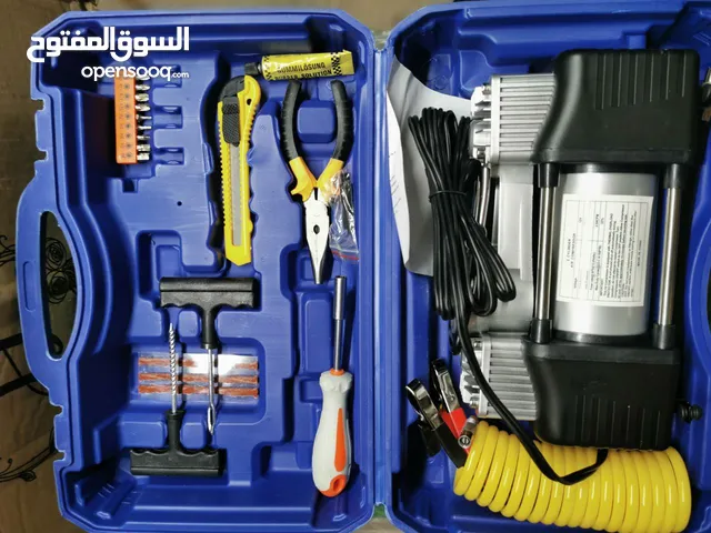 منفاخ عجل سيارات مع عده مهمه للعمل