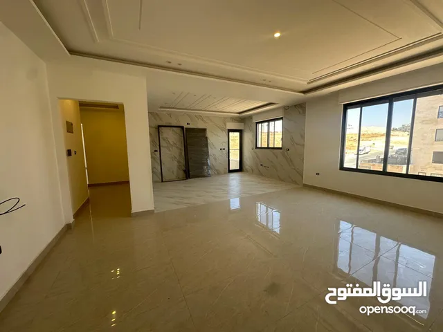شقة غير مفروشة للبيع في حي الصحابه ( Property ID : 38462 )