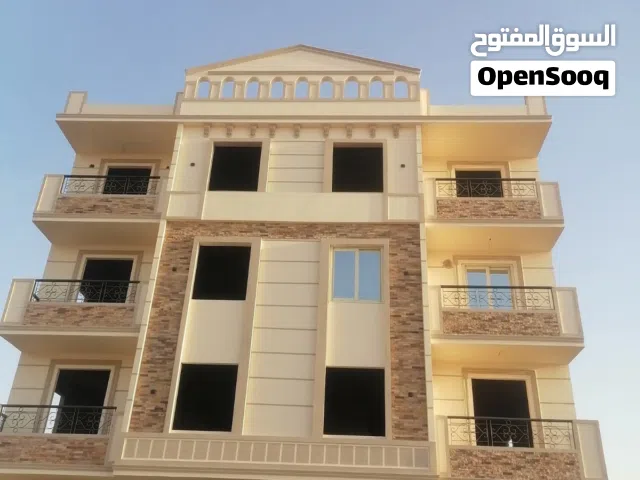 500 m2 3 Bedrooms Apartments for Sale in Qalubia El Ubour