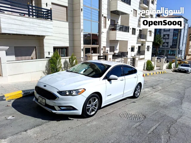 2018 فورد فيوجن SE