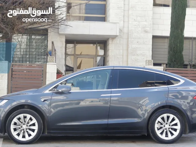 2017 Tesla Model X75 D فحص كامل وارد الوكاله 6 مقاعد