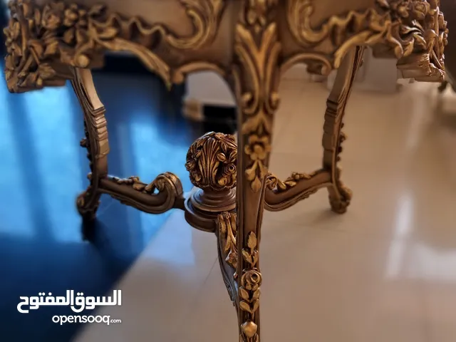 Luxury gold entrance table طاولة مدخل ذهبية فاخرة
