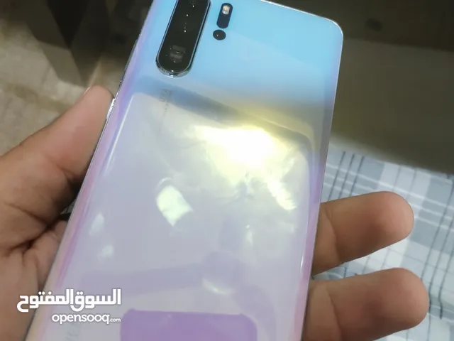 Huawei P30 Pro 128 GB in Al Sharqiya