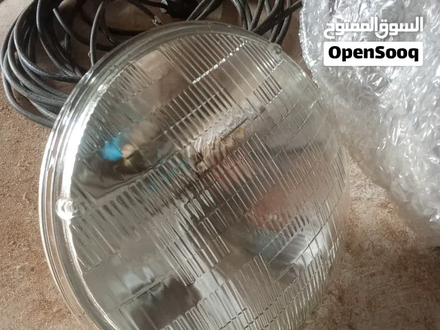 فنارات لاند روفر ديفندر للبيع جدد بي باكواتهم تقريب 15 واحد مكانهم ورشفانة كوبري 27 تبيهم ساومني فيه
