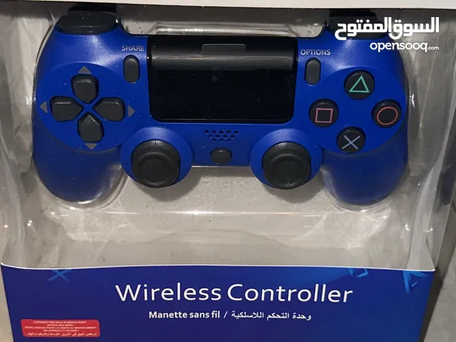 ايادي بلايستيشن 4 كوبي ماستر فقط في ( 10 دنانير ) شامل التوصيل داخل عمان