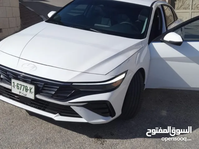 هيونداي النترا هايبرد 2025 فل إضافات Hyundai Elantra Hybrid 2025 Full