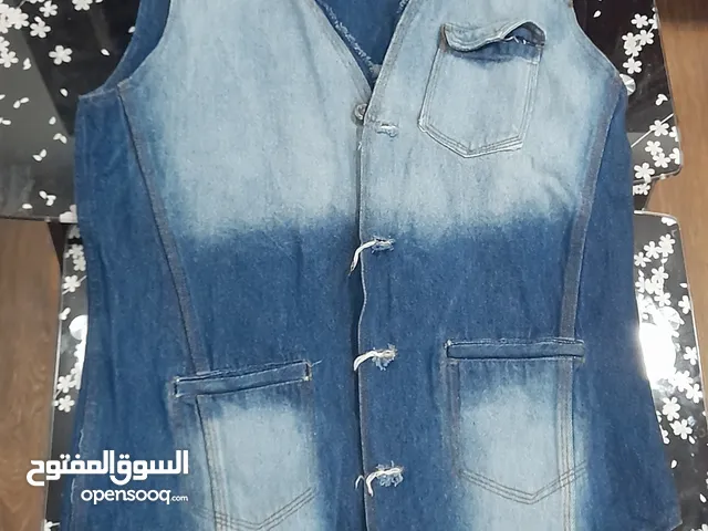 للبيع سترة رجاليه فخمه ودافيه ب دينار ونص