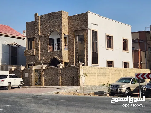 للبيع فيلا طابقين سكني تجاري
