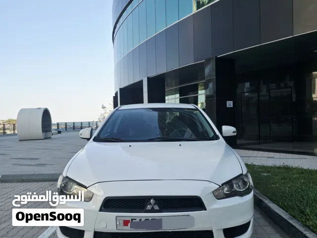 2015 ميتسوبيشي لانسر GLX