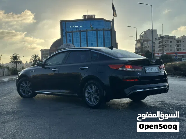 2019 كيا K5 Standard
