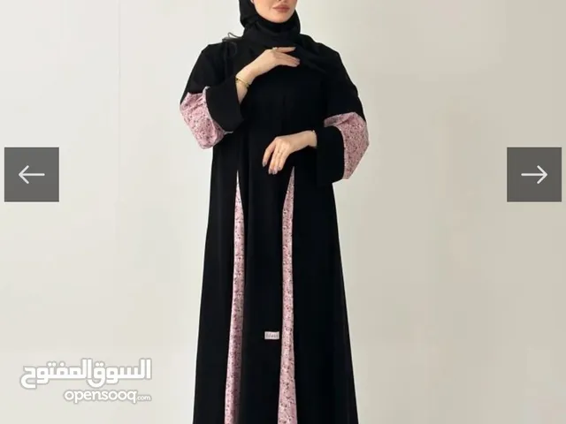 عباية جديده مقاس عرض 60 طول 54 في الخبر بسعر 200 ريال سعودي