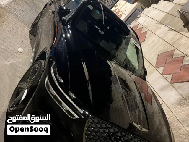 2024 جينيسيس GV70