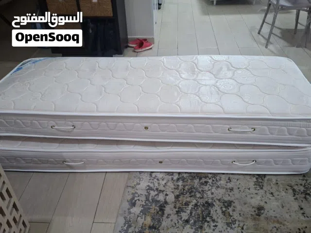 فرشتين مش ايكيا .