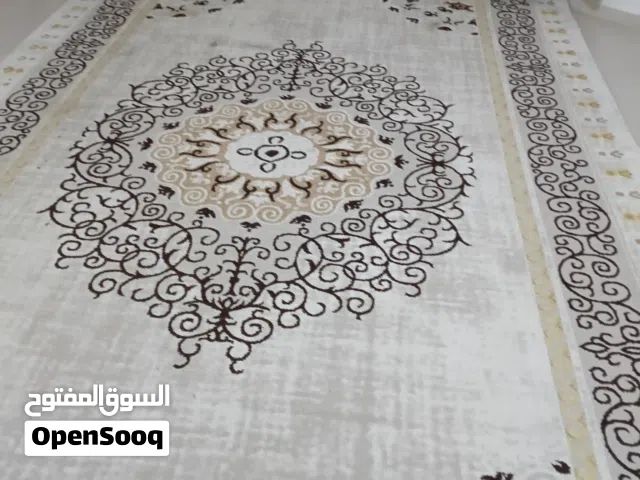 سجاده مستعمله بحال جيده استعمال سنه واحده فقط نظيفه والسعر 40 ريال