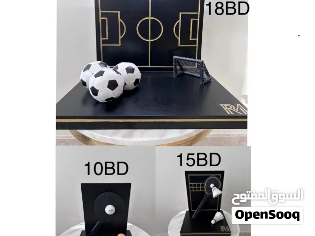 قطع ديكور رياضية مصنوعة يدويا بالخشب Handmade wooden sports decoration piece