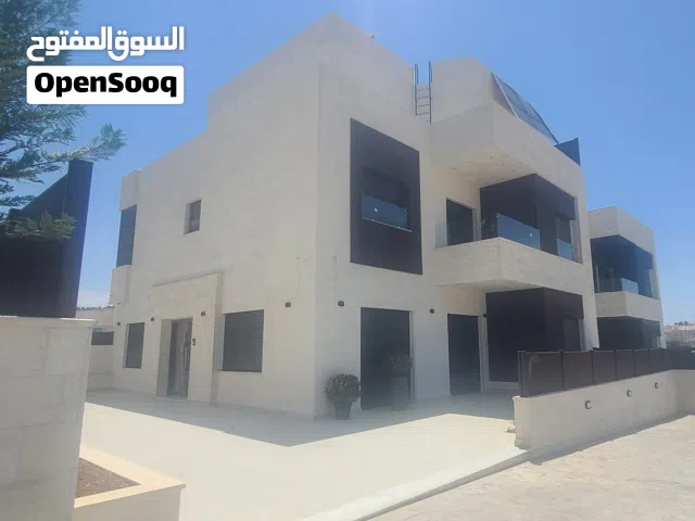 دفعة و اقساط .. فيلا فخمه 570 متر في اجمل مناطق الحمر - جديده ضمن كومباوند 3 فلل فقط