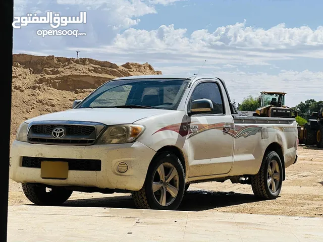 Used Toyota Hilux in Jalu