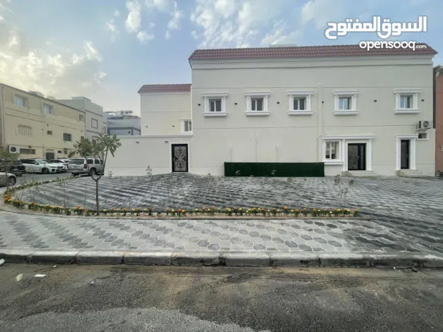 300 m2 More than 6 bedrooms Townhouse for Sale in Mubarak Al-Kabeer Sabah Al-Salem