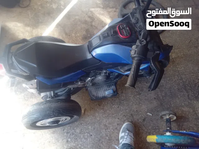 دراجة شحن كهرباء وأربع بسكليتات 2 جنط 12واحد جنط 16  واحد جنط 20