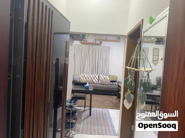 شقه استديو مفروشة للبيع في بوشر