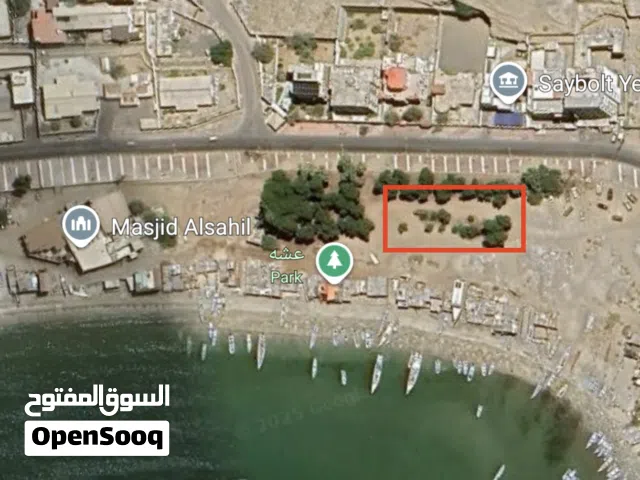 ارض استثمارية على الساحل مباشرة