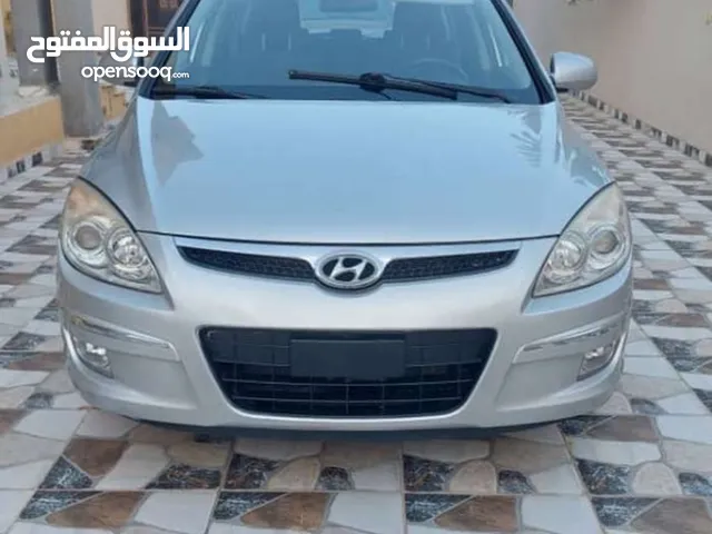 Used Hyundai Elantra in Benghazi