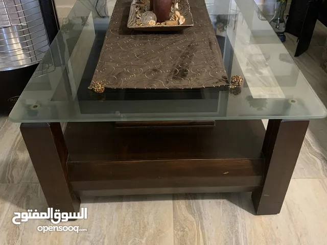 طاوله وسط خشب