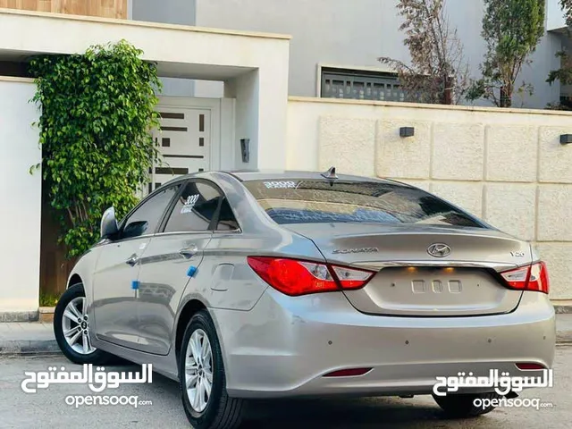 Used Hyundai Sonata in Tripoli