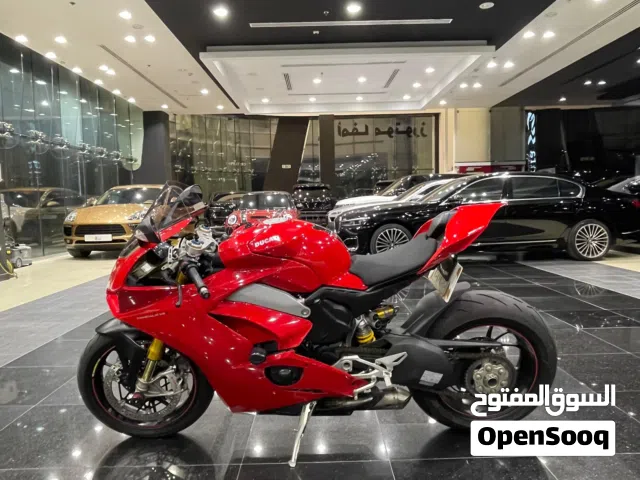 2018 Ducati Panigale V4 S