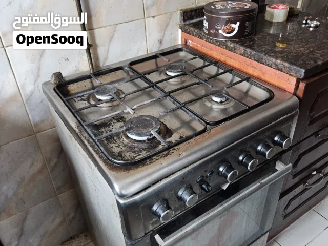 gas with four burner
