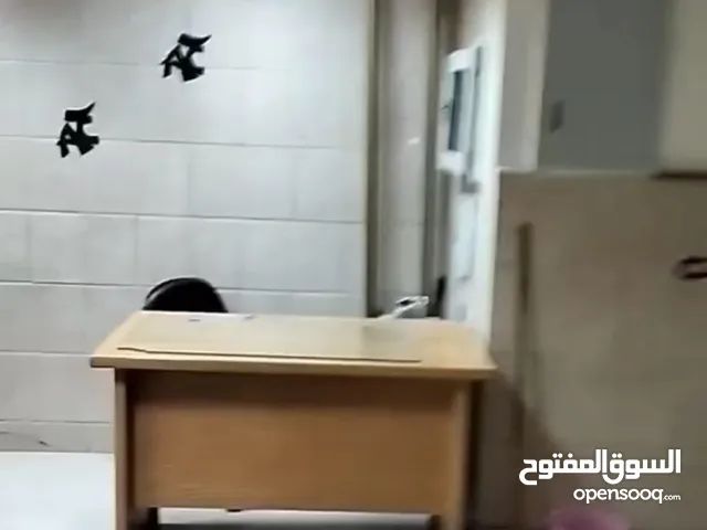 دوبليكس للايجار بمدخل خاص مساحة 500 متر يصلح لاي نشاط اداري او تجاري.