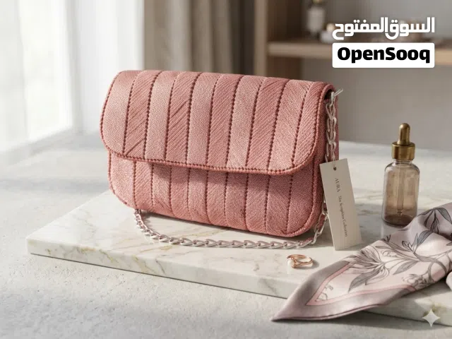 شنطة كروس بودي بتصميم مضلع راقي مع حزام سلسلة - أحدث موضة