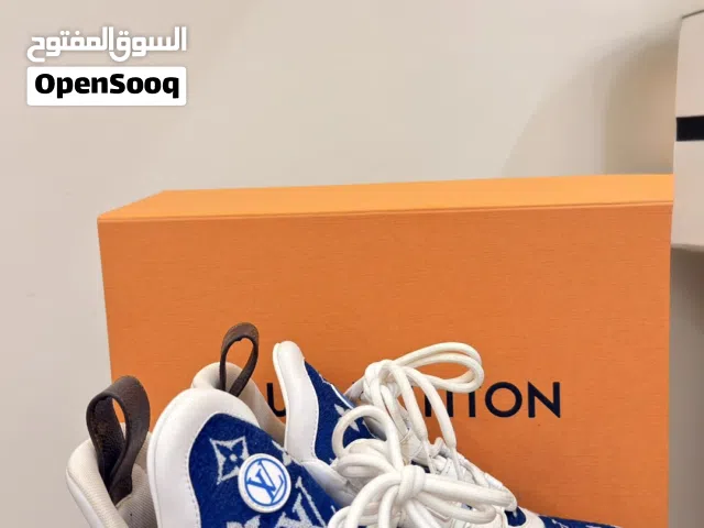 شوز لويس فيتون