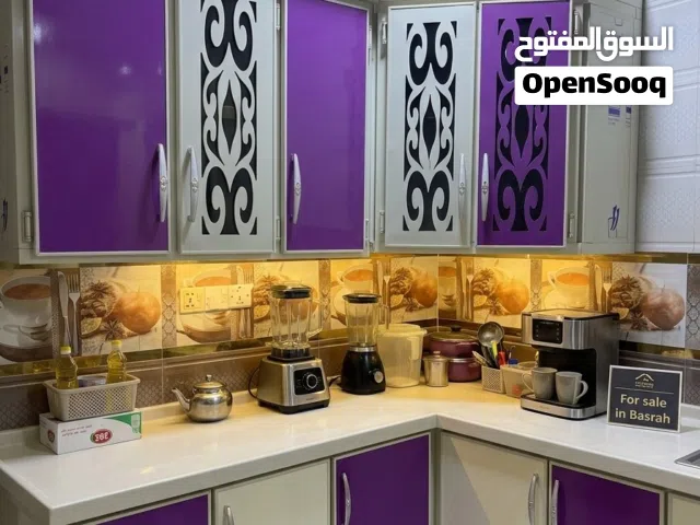 كاونتر شبه جديد وحصري 2026 الطول : 3.8-3.5 متر الطول للضلع 2.2 متر إلى 2.5 متر العمق : 60 سم