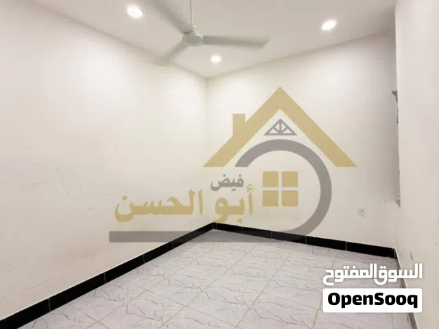 100 m2 2 Bedrooms Apartments for Rent in Basra Juninah