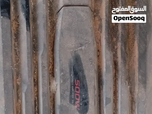 اتنين ادجي ام سوني واحد 350وات والتاني 500 وات وبزوكه جي بي ل 1000 وات