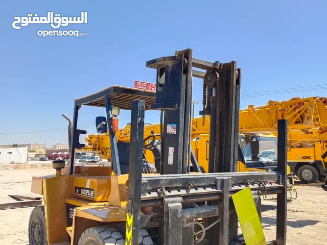 CATARPILLER 7 TON FORKLIFT WITH 1 YEAR MALKIYA