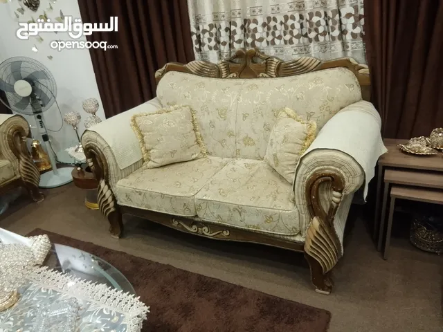 طقم كنب خشب زان حفر مع طربيزات السعر قابل للتفاوض