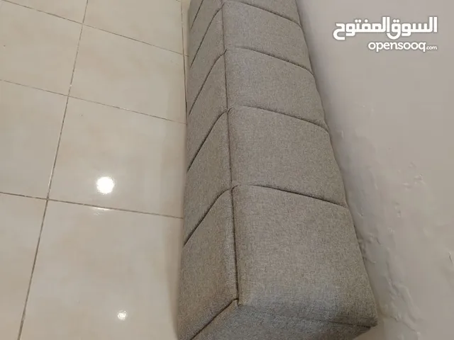 بف امام السرير + طاوله طول بعرض 55*100