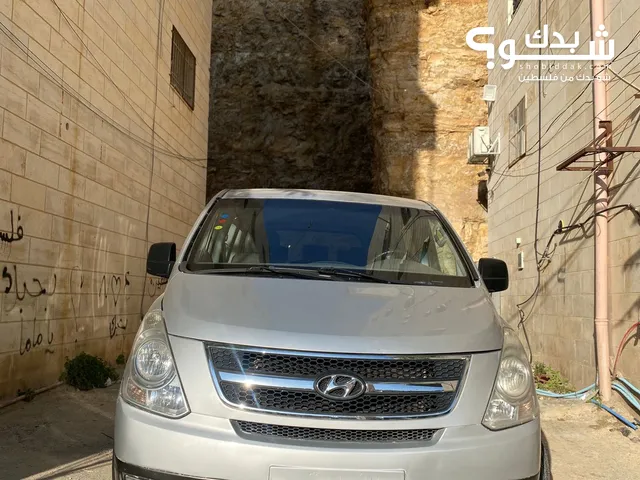 Hyundai H1 2011 in Hebron