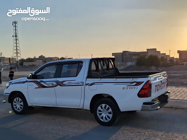 Toyota Hilux SR in Basra