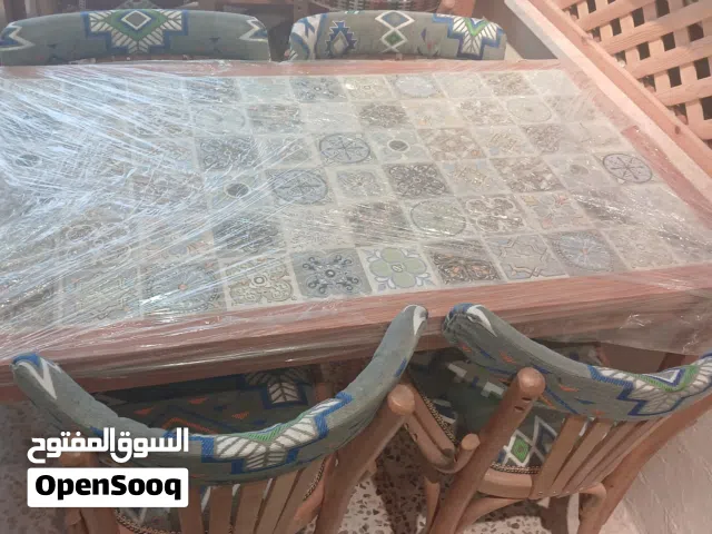 طاولات سيراميك وكراسي منجد تفصيل على الطلب