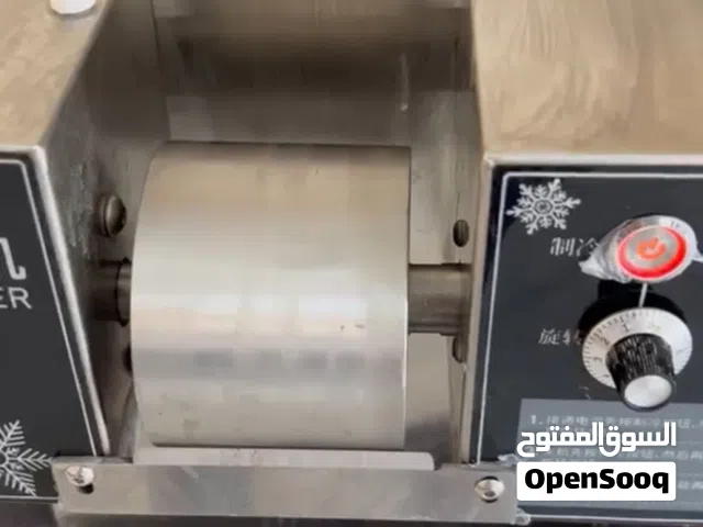 سلام عليكم مكينة أيسكريم جديدة غير مستعملة للبيع